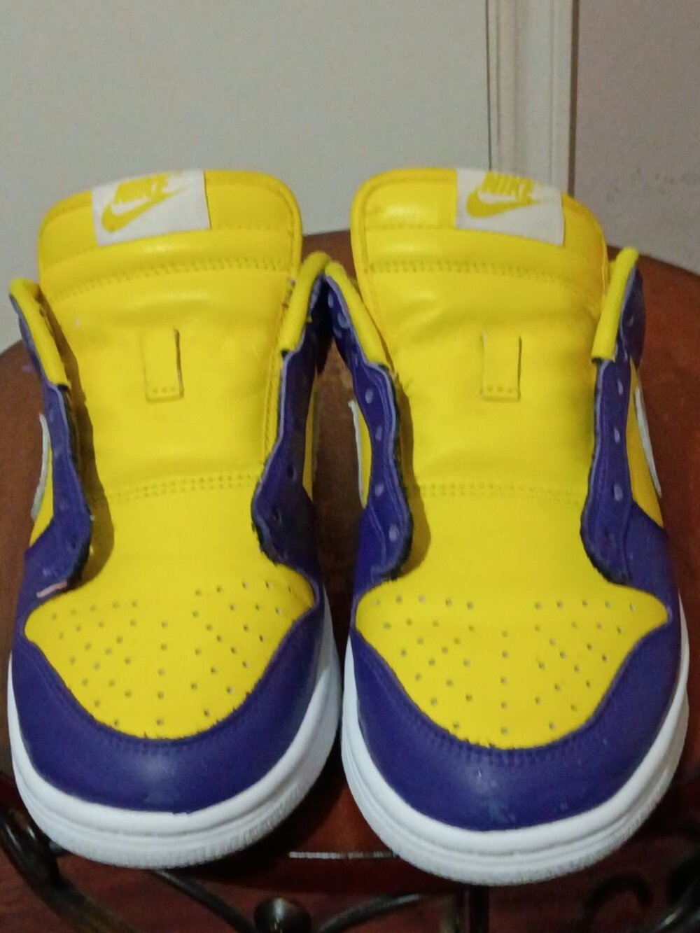 Women's Nike Dunk Low Yellow Purple Lakers Dunk Size 8.5 Los Angeles - Picture 5 of 15